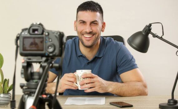 Zu sehen ist das Bild 1 zum Beitrag mit dem Thema: Die besten Kameras für Selfies