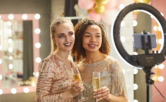 Zu sehen ist das Bild 1 zum Beitrag mit dem Thema: Ring Light Smartphone Empfehlungen