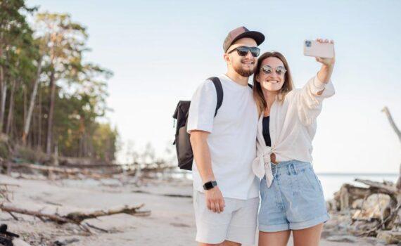 Zu sehen ist das Bild 1 zum Beitrag mit dem Thema: Wie Sie ein gutes Selfie machen – Unsere Tipps